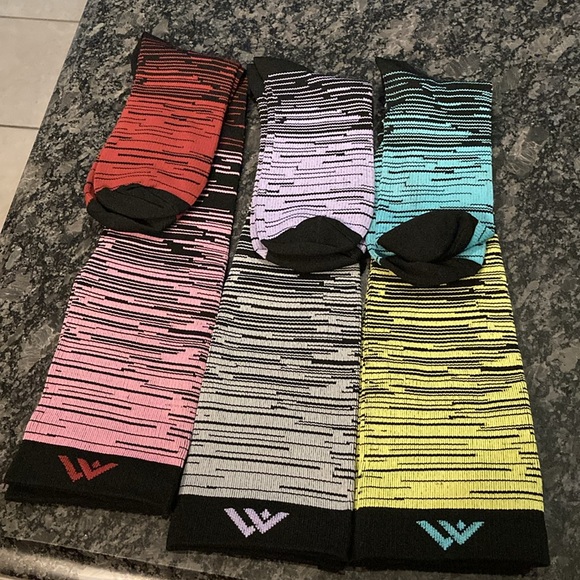 Compression Socks New - Picture 2 of 3